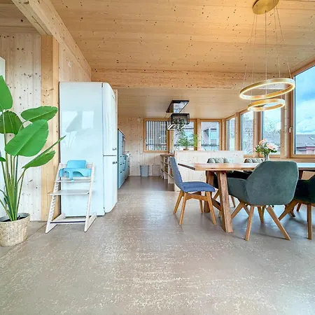 Stadtloft Vianne Mit Terrasse Apartmán Koniz